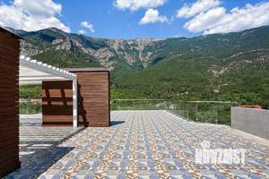 3-к квартира, вторичка, 90м2, 1/4 этаж