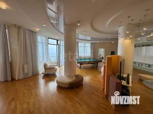 6-к квартира, вторичка, 242м2, 7/8 этаж