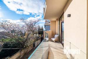 3-к квартира, вторичка, 138м2, 1/6 этаж