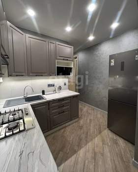 2-к квартира, вторичка, 60м2, 1/3 этаж