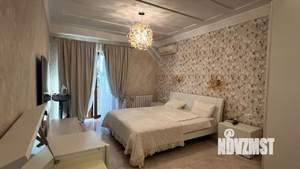 3-к квартира, вторичка, 130м2, 1/4 этаж