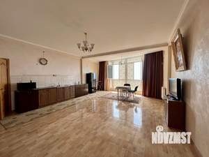 3-к квартира, вторичка, 130м2, 6/9 этаж