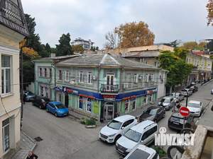 2-к квартира, вторичка, 70м2, 2/3 этаж