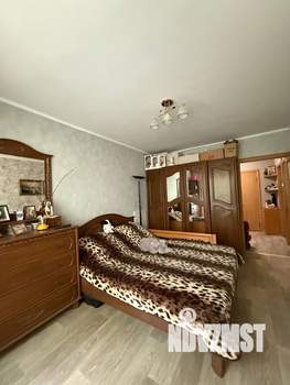 2-к квартира, вторичка, 56м2, 1/9 этаж