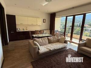 2-к квартира, вторичка, 67м2, 9/18 этаж