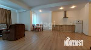 2-к квартира, вторичка, 100м2, 1/1 этаж