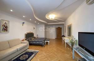 3-к квартира, вторичка, 150м2, 7/14 этаж