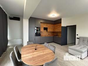 3-к квартира, вторичка, 104м2, 7/10 этаж