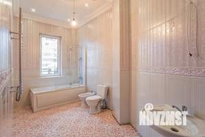 3-к квартира, вторичка, 200м2, 2/7 этаж