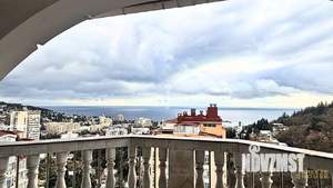 4-к квартира, вторичка, 147м2, 9/10 этаж