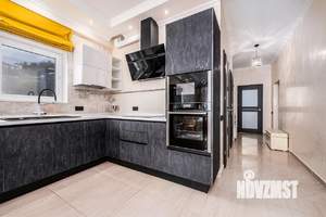 2-к квартира, вторичка, 337м2, 7/7 этаж