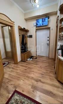 3-к квартира, вторичка, 70м2, 10/14 этаж