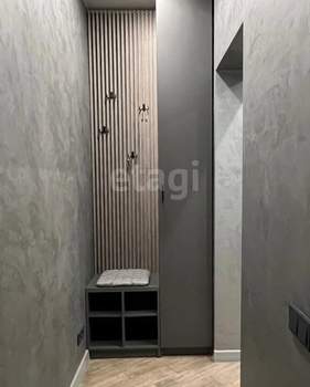 2-к квартира, вторичка, 60м2, 1/3 этаж