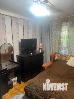 2-к квартира, вторичка, 43м2, 1/4 этаж