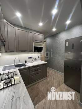 2-к квартира, вторичка, 60м2, 1/3 этаж