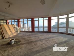 3-к квартира, вторичка, 131м2, 6/7 этаж