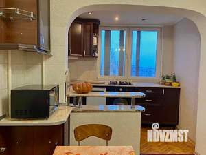 2-к квартира, вторичка, 63м2, 7/9 этаж