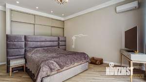 3-к квартира, вторичка, 307м2, 8/8 этаж