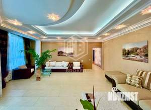 2-к квартира, вторичка, 123м2, 3/9 этаж