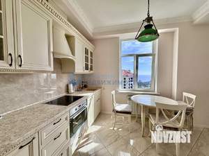 4-к квартира, вторичка, 121м2, 4/17 этаж
