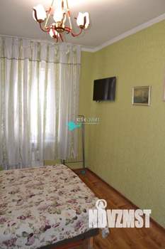 2-к квартира, вторичка, 62м2, 1/1 этаж