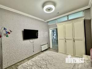 4-к квартира, вторичка, 150м2, 2/5 этаж