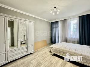 4-к квартира, вторичка, 150м2, 2/5 этаж