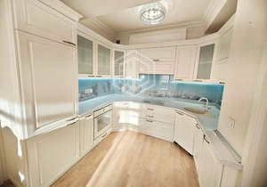 3-к квартира, вторичка, 75м2, 1/9 этаж