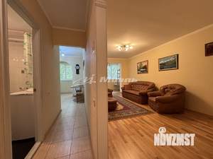 3-к квартира, вторичка, 58м2, 2/5 этаж
