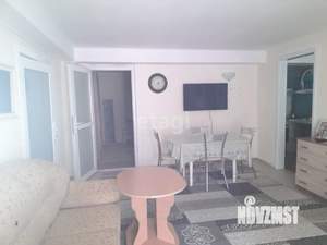 3-к квартира, вторичка, 60м2, 1/6 этаж