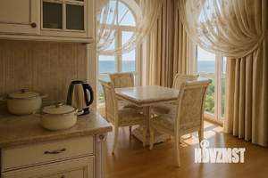 Студия квартира, вторичка, 66м2, 4/5 этаж