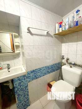 2-к квартира, вторичка, 39м2, 1/4 этаж