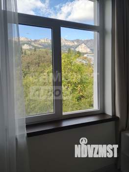 Студия квартира, вторичка, 19м2, -1/3 этаж