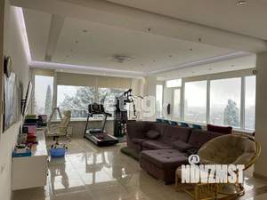 2-к квартира, вторичка, 120м2, 5/5 этаж