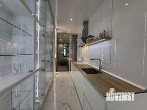 2-к квартира, вторичка, 64м2, 1/4 этаж