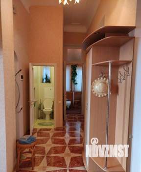 2-к квартира, вторичка, 70м2, 2/3 этаж