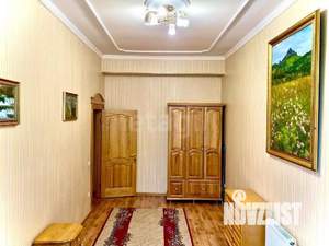 2-к квартира, вторичка, 70м2, 10/14 этаж