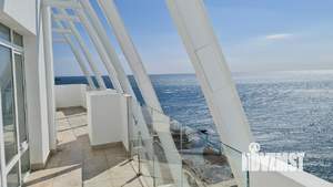 3-к квартира, вторичка, 230м2, 1/2 этаж