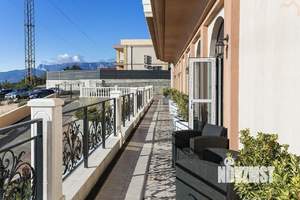 1-к квартира, вторичка, 69м2, 1/8 этаж