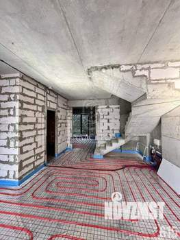3-к квартира, вторичка, 102м2, 2/4 этаж