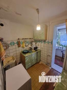 2-к квартира, вторичка, 42м2, 1/4 этаж