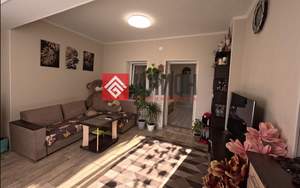 2-к квартира, вторичка, 61м2, 1/4 этаж