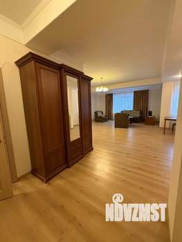 2-к квартира, вторичка, 87м2, 1/9 этаж