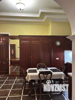 3-к квартира, вторичка, 102м2, 1/4 этаж