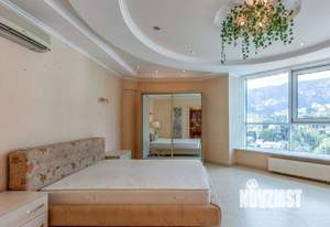 3-к квартира, вторичка, 124м2, 14/14 этаж