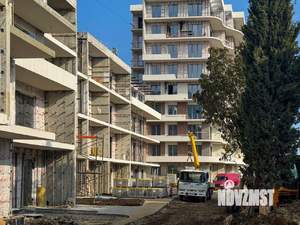 Студия квартира, вторичка, 91м2, 1/4 этаж