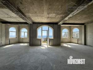 2-к квартира, вторичка, 120м2, 3/5 этаж