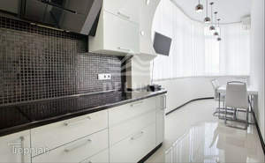 3-к квартира, вторичка, 119м2, 2/7 этаж