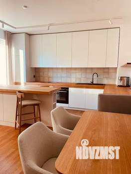 2-к квартира, вторичка, 65м2, 10/18 этаж