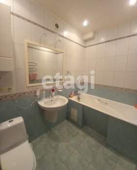 2-к квартира, вторичка, 55м2, 1/4 этаж